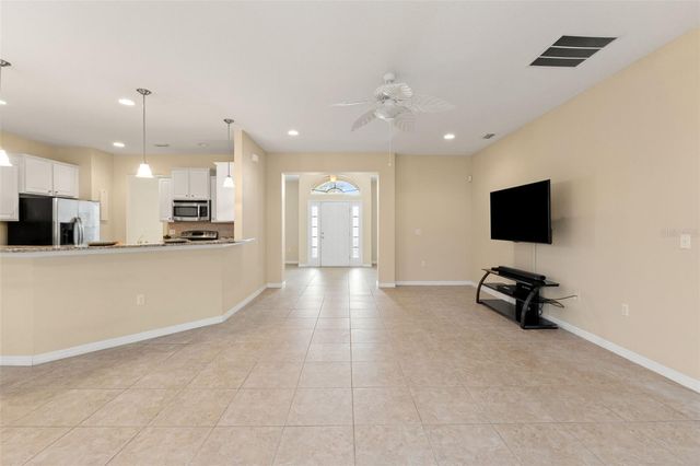 13589 HUNTERS POINT STREET, Spring Hill, FL 34609