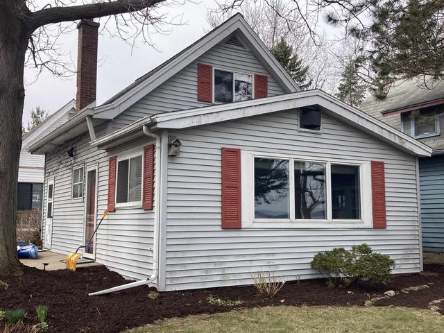 2224 Hwy 51, Stoughton, WI 53589