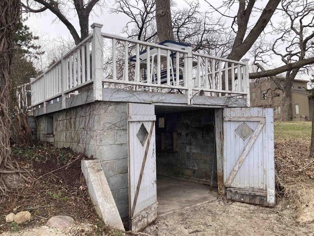 2224 Hwy 51, Stoughton, WI 53589