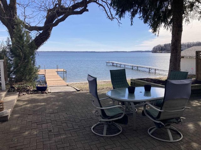 2224 Hwy 51, Stoughton, WI 53589