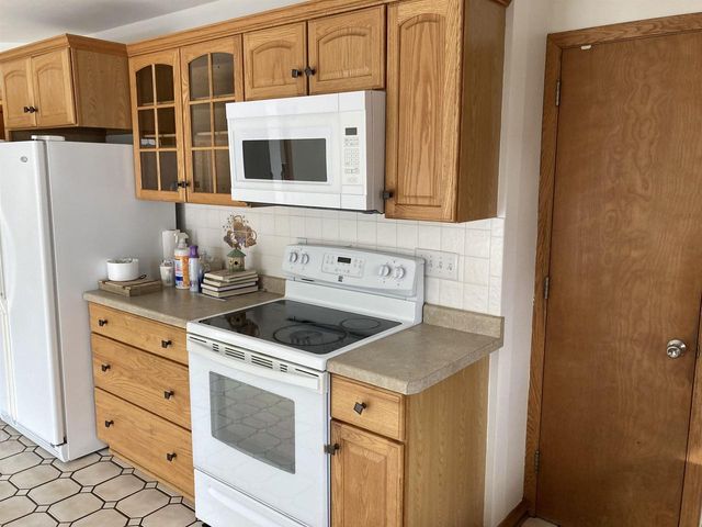 2224 Hwy 51, Stoughton, WI 53589