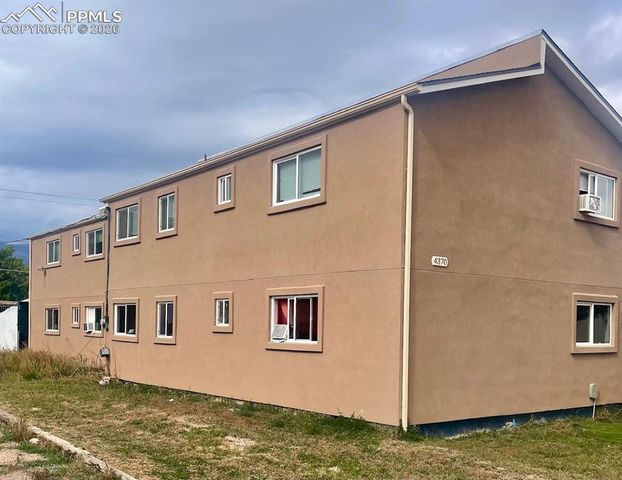 4370 Loomis Avenue, Colorado Springs, CO 80906