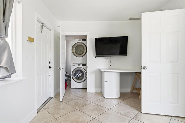 604 Piedmont Road, West Palm Beach, FL 33405