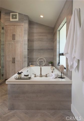 27 North La Senda Drive, Laguna Beach, CA 92651