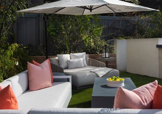 27 North La Senda Drive, Laguna Beach, CA 92651