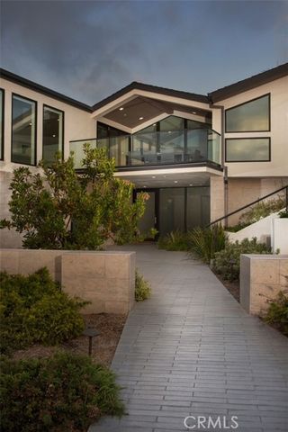 27 North La Senda Drive, Laguna Beach, CA 92651