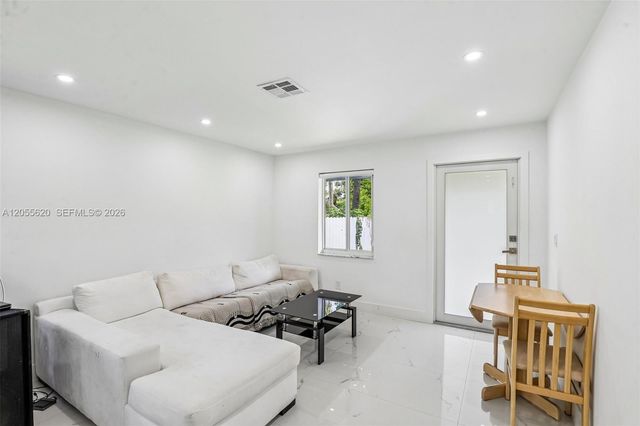 316 N 61st Avenue, Hollywood, FL 33024