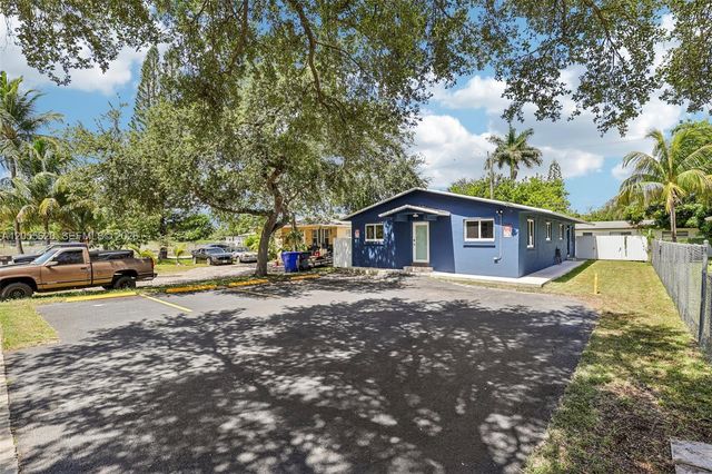316 N 61st Avenue, Hollywood, FL 33024