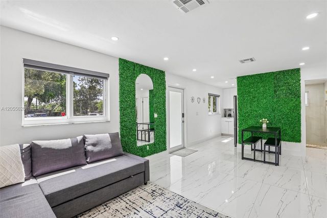 316 N 61st Avenue, Hollywood, FL 33024