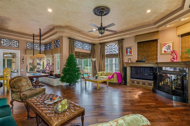 531 ISLEWORTH CLOSE, Tarpon Springs, FL 34688