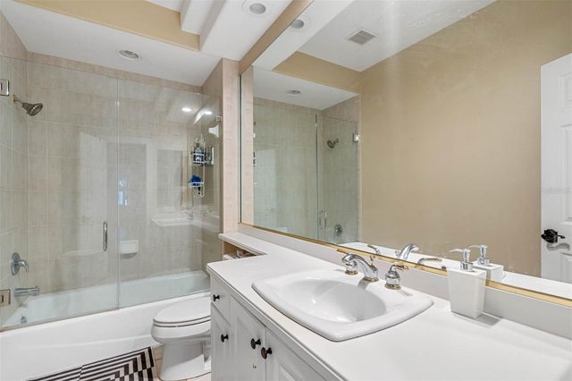 531 ISLEWORTH CLOSE, Tarpon Springs, FL 34688