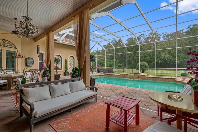 531 ISLEWORTH CLOSE, Tarpon Springs, FL 34688