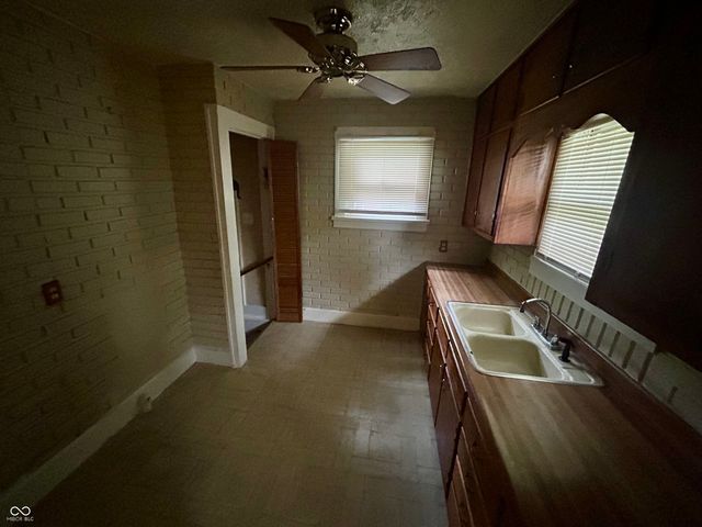 4850 E 34th Street, Indianapolis, IN 46218