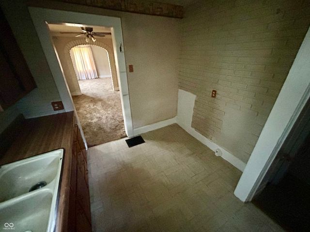 4850 E 34th Street, Indianapolis, IN 46218