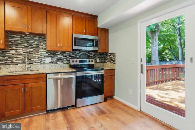10922 DECATUR DR, Fairfax, VA 22030