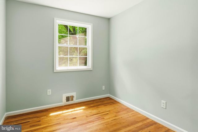 10922 DECATUR DR, Fairfax, VA 22030