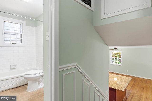 10922 DECATUR DR, Fairfax, VA 22030