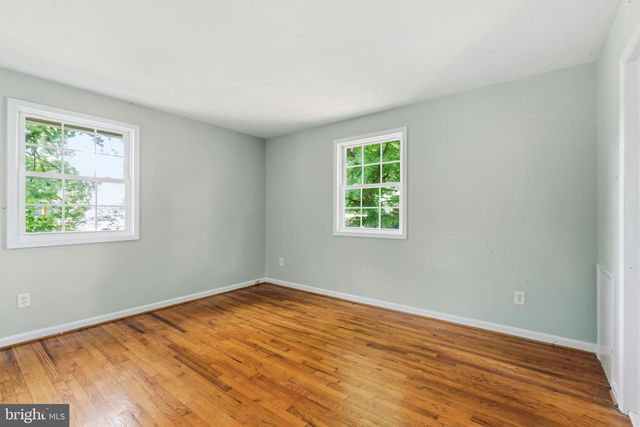 10922 DECATUR DR, Fairfax, VA 22030