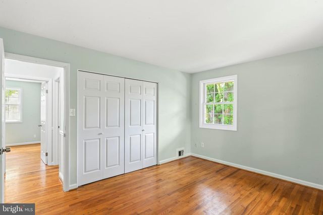 10922 DECATUR DR, Fairfax, VA 22030