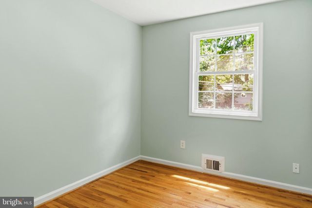 10922 DECATUR DR, Fairfax, VA 22030