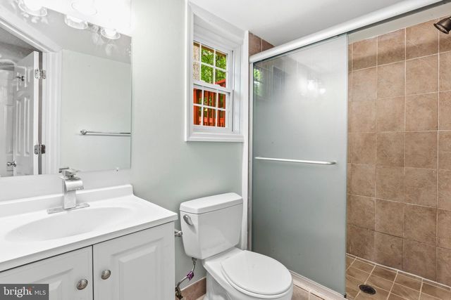 10922 DECATUR DR, Fairfax, VA 22030