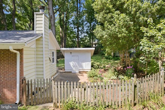 10922 DECATUR DR, Fairfax, VA 22030