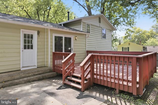 10922 DECATUR DR, Fairfax, VA 22030