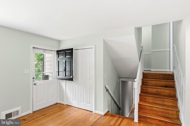 10922 DECATUR DR, Fairfax, VA 22030