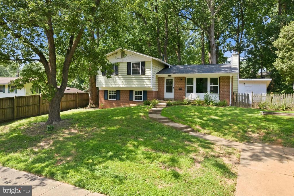 10922 DECATUR DR, Fairfax, VA 22030