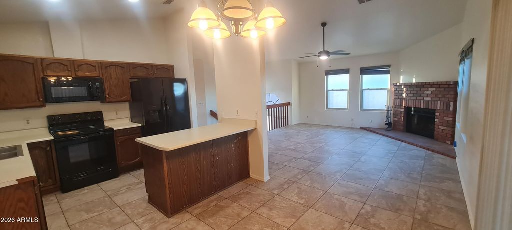 921 S VAL VISTA Drive 36, Mesa, AZ 85204 — exterior