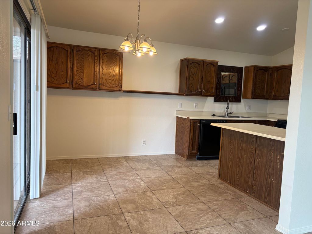921 S VAL VISTA Drive 36, Mesa, AZ 85204 — photo 3