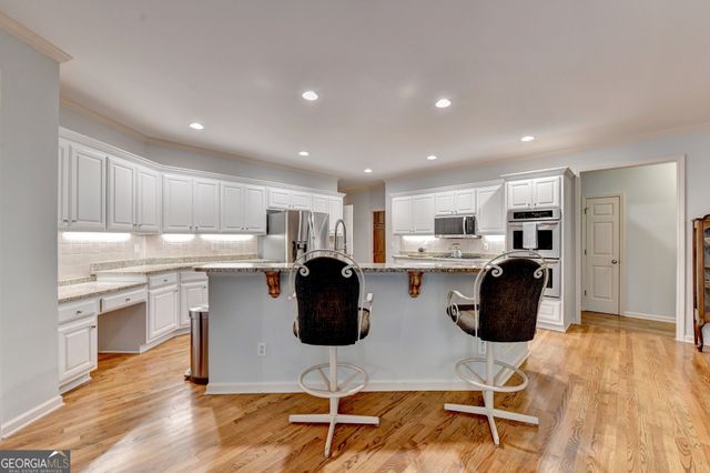 3515 Woodbury Creek Drive, Cumming, GA 30041