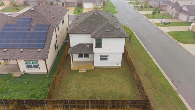 101 Rowdy Yates WAY, Jarrell, TX 76537