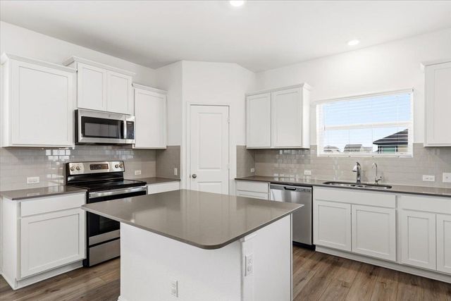 101 Rowdy Yates WAY, Jarrell, TX 76537