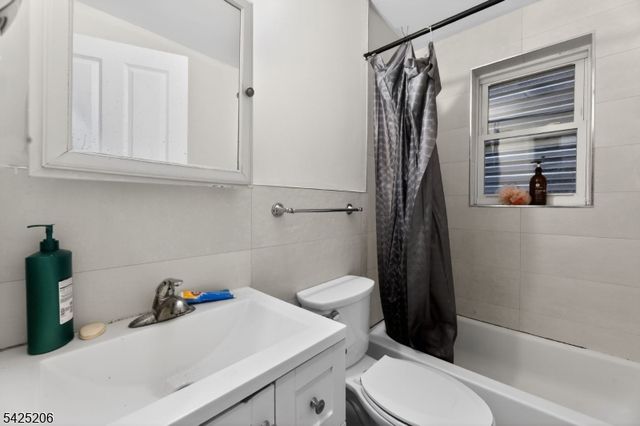 174 Littleton Ave, Newark City, NJ 07103