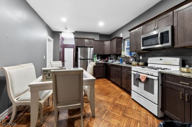 174 Littleton Ave, Newark City, NJ 07103
