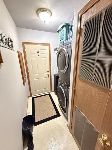 N115W21122 Brookside Circle, Germantown, WI 53022