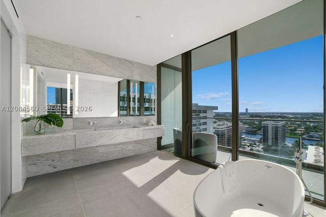 2000 S Ocean Dr 19A, Hallandale Beach, FL 33009
