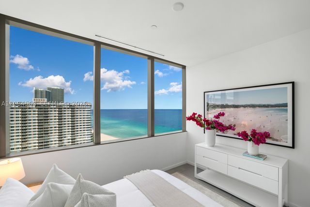 2000 S Ocean Dr 19A, Hallandale Beach, FL 33009