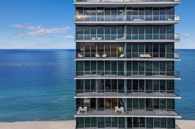 2000 S Ocean Dr 19A, Hallandale Beach, FL 33009
