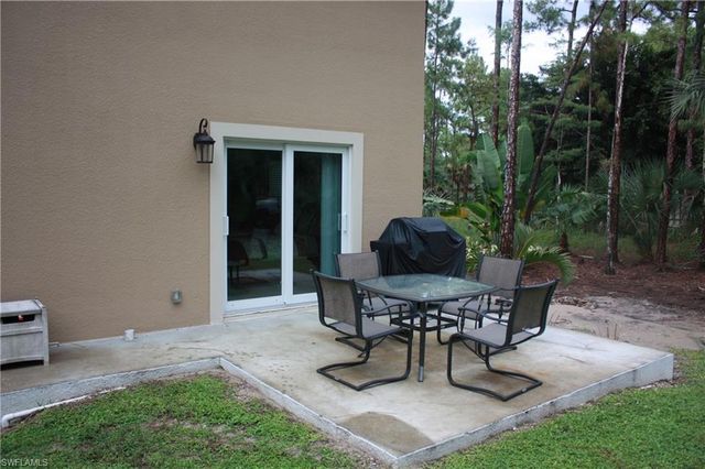 6140 Standing Oaks, Naples, FL 34119