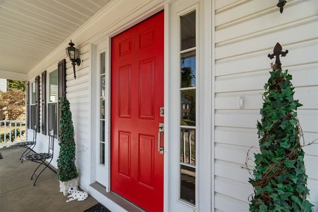 216 Lori Rd, Richland, PA 15044