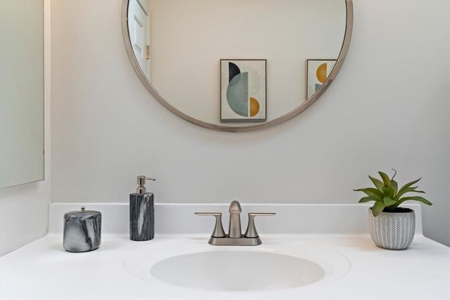 216 Lori Rd, Richland, PA 15044