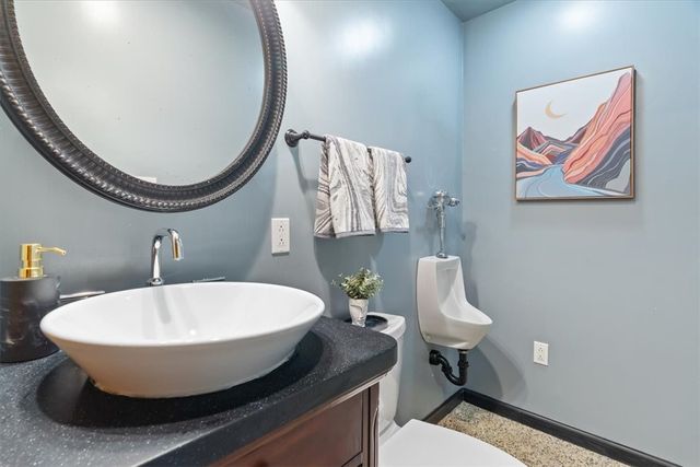 216 Lori Rd, Richland, PA 15044