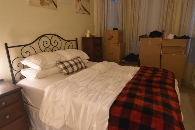 5 Royce Rd 6, Boston, MA 02134