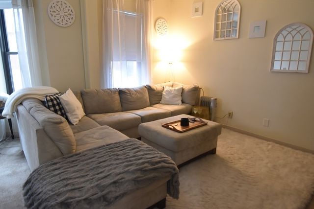 5 Royce Rd 6, Boston, MA 02134