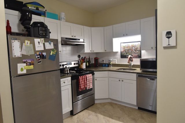 5 Royce Rd 6, Boston, MA 02134