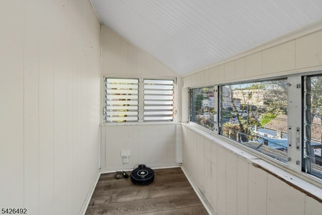 59 W Passaic St, Maywood Boro, NJ 07607