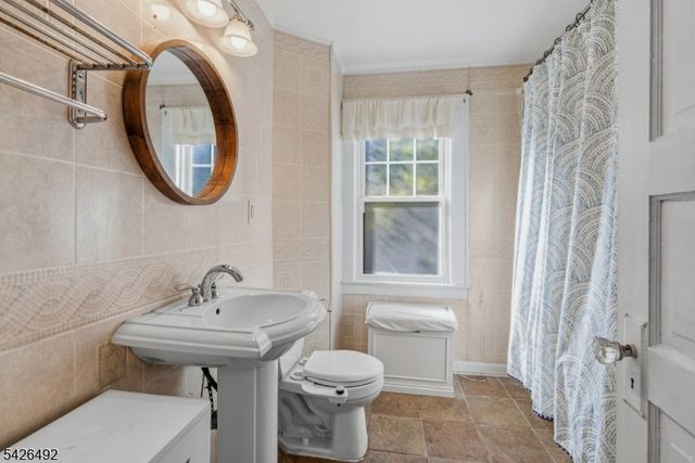 59 W Passaic St, Maywood Boro, NJ 07607