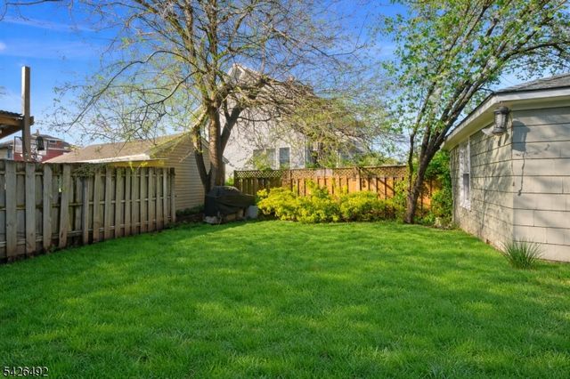 59 W Passaic St, Maywood Boro, NJ 07607